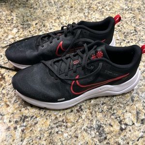 Nike Downshifter 12 Running Shoe - Men's Size 10